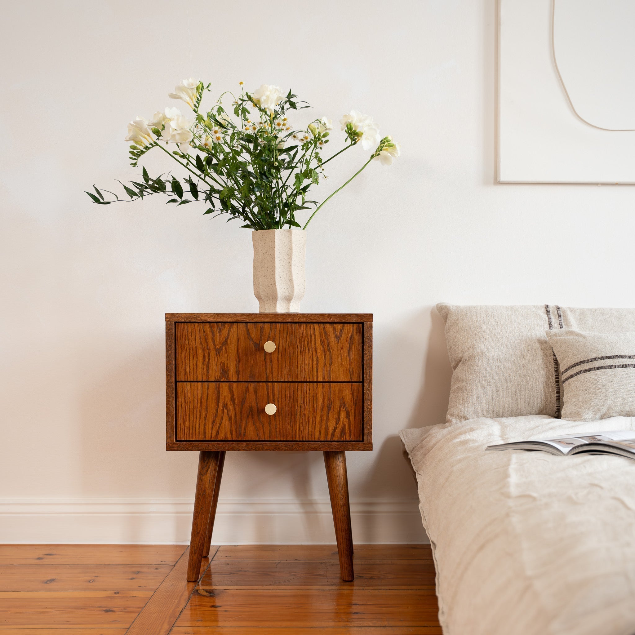 Vintage Bedroom – Which Furniture to Choose? - Pastform Furniture