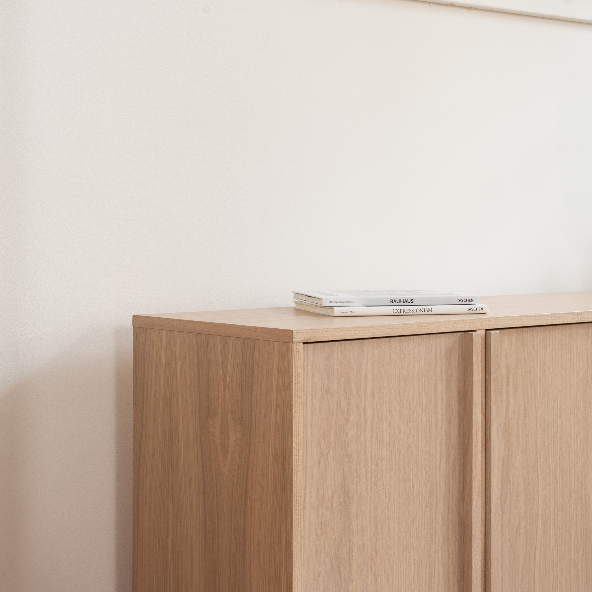 LOUIS TV Sideboard