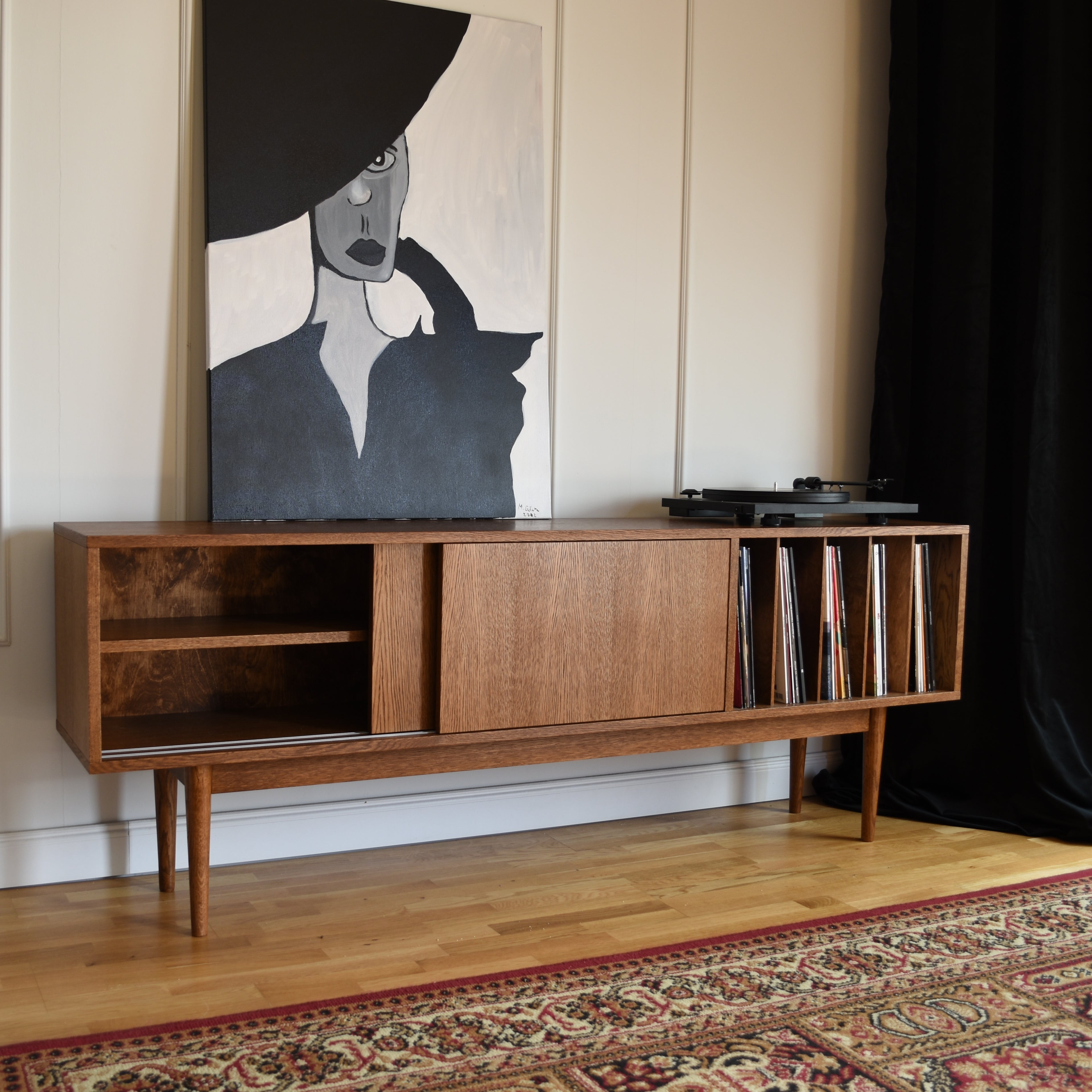Buffet LOTV VINYL SLIDE de style milieu du siècle, vintage