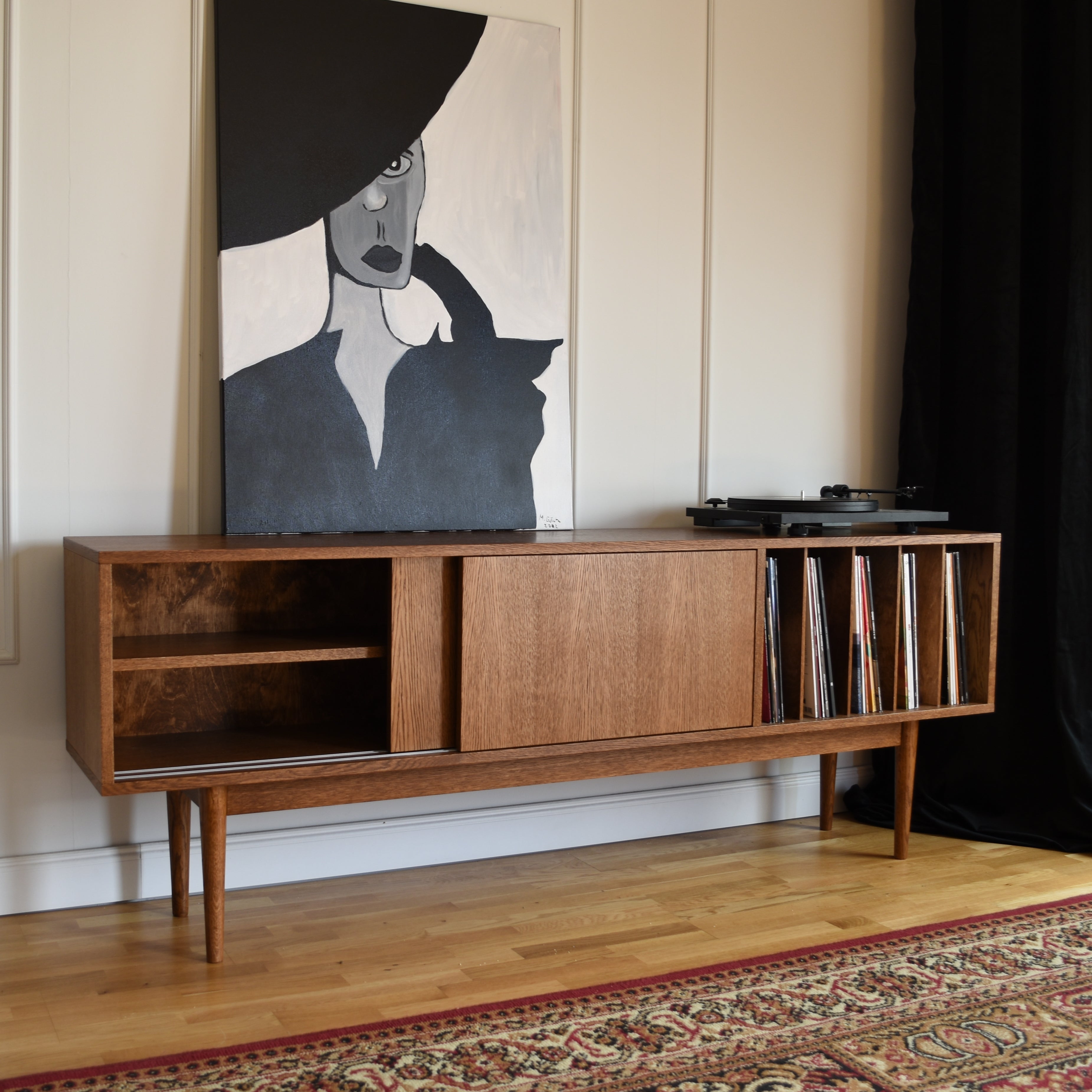 Buffet LOTV VINYL SLIDE de style milieu du siècle, vintage