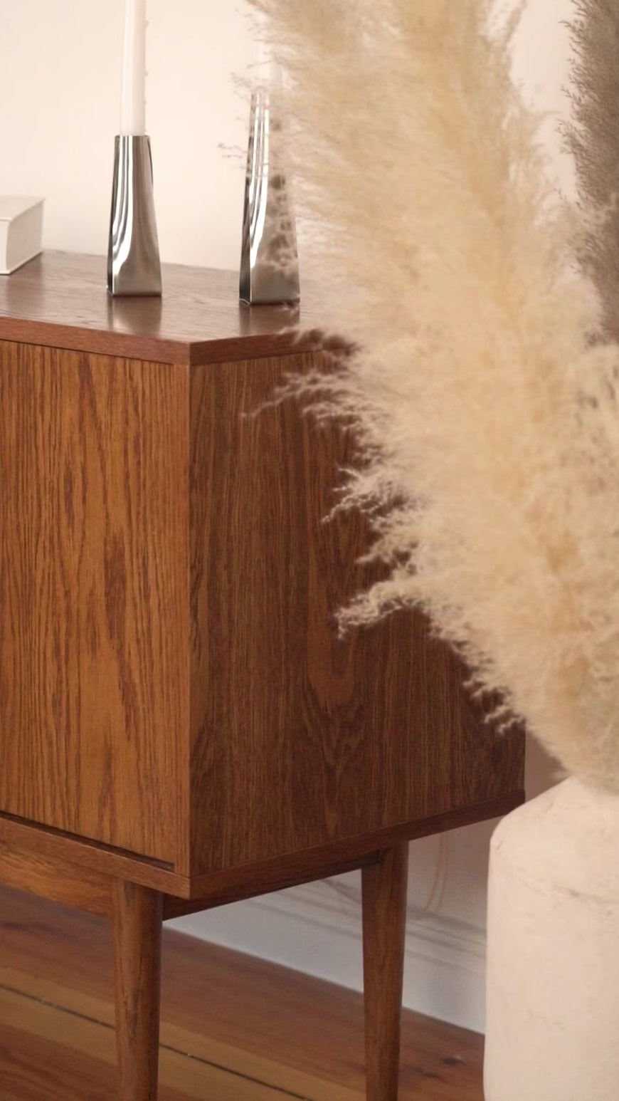 Charger la vidéo : Buffet CLASSY BROWN 