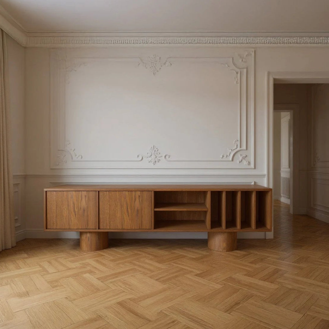 TOS Sideboard
